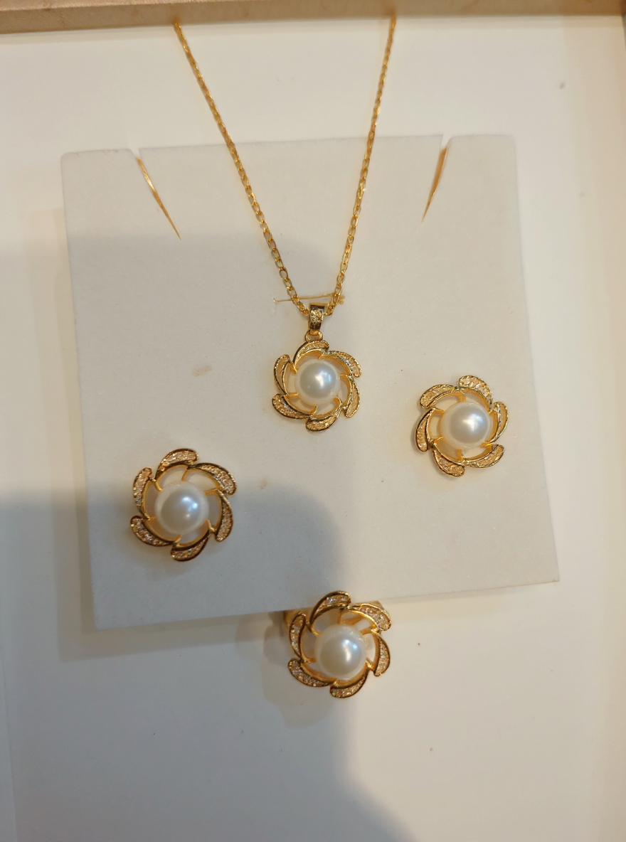 Pearl Floral Jewelry Set AD view 4