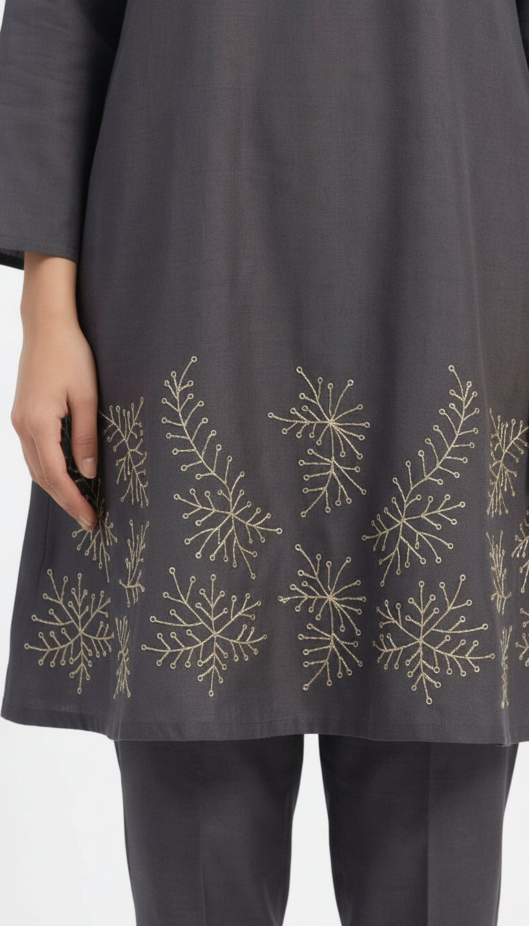 Stylish Pure Cotton Embroidered Work Cord Set / HC002379 view 3