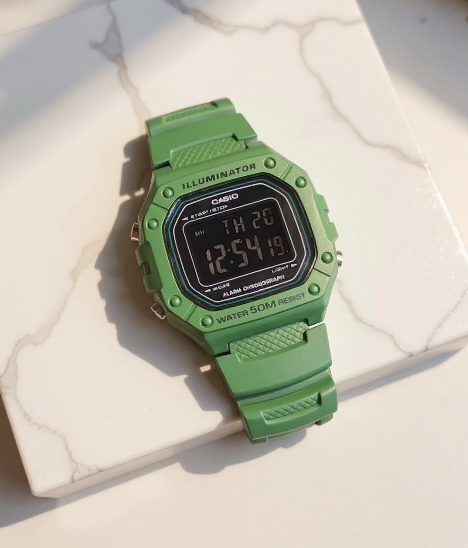 CASIO Illuminator Digital D394 view 2
