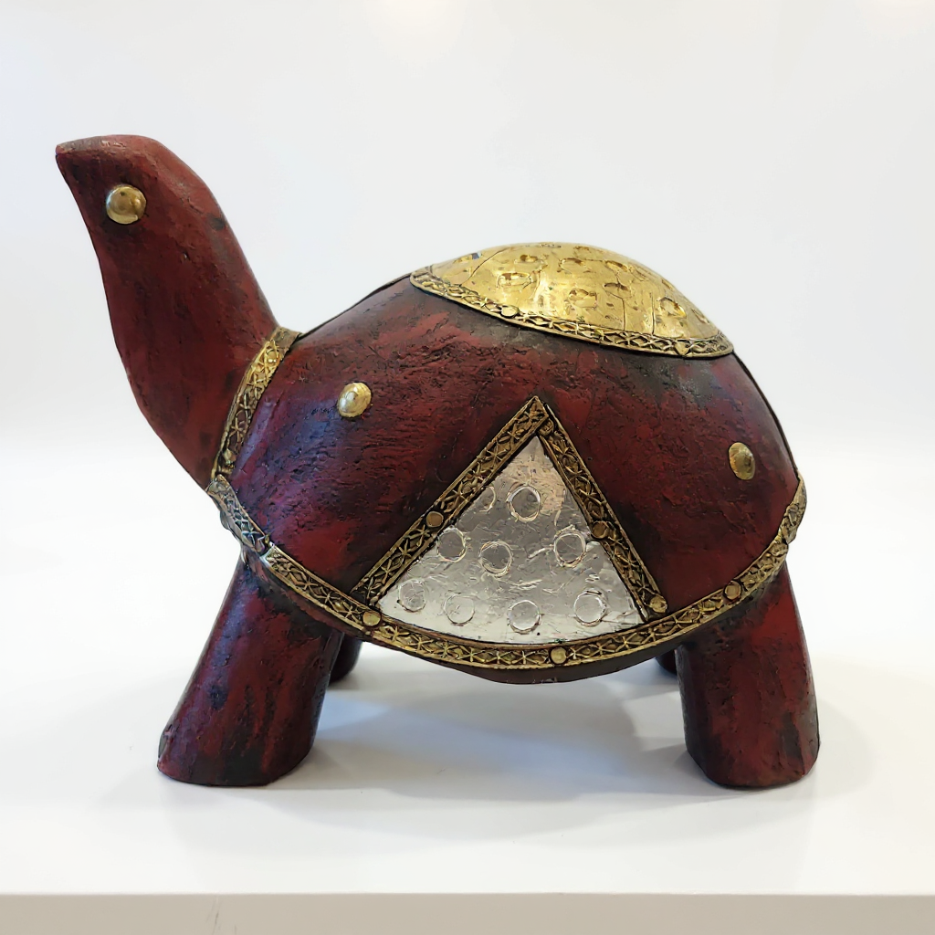 Wooden Turtle Figurine 4/4"