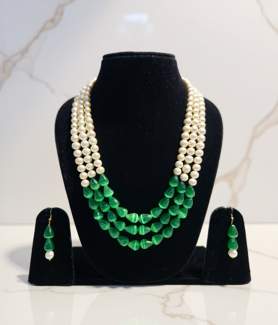 Glamorini Pearl and Green Bead Set view 2