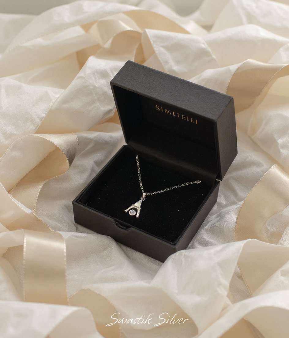 Eiffel Tower Pendant view 4
