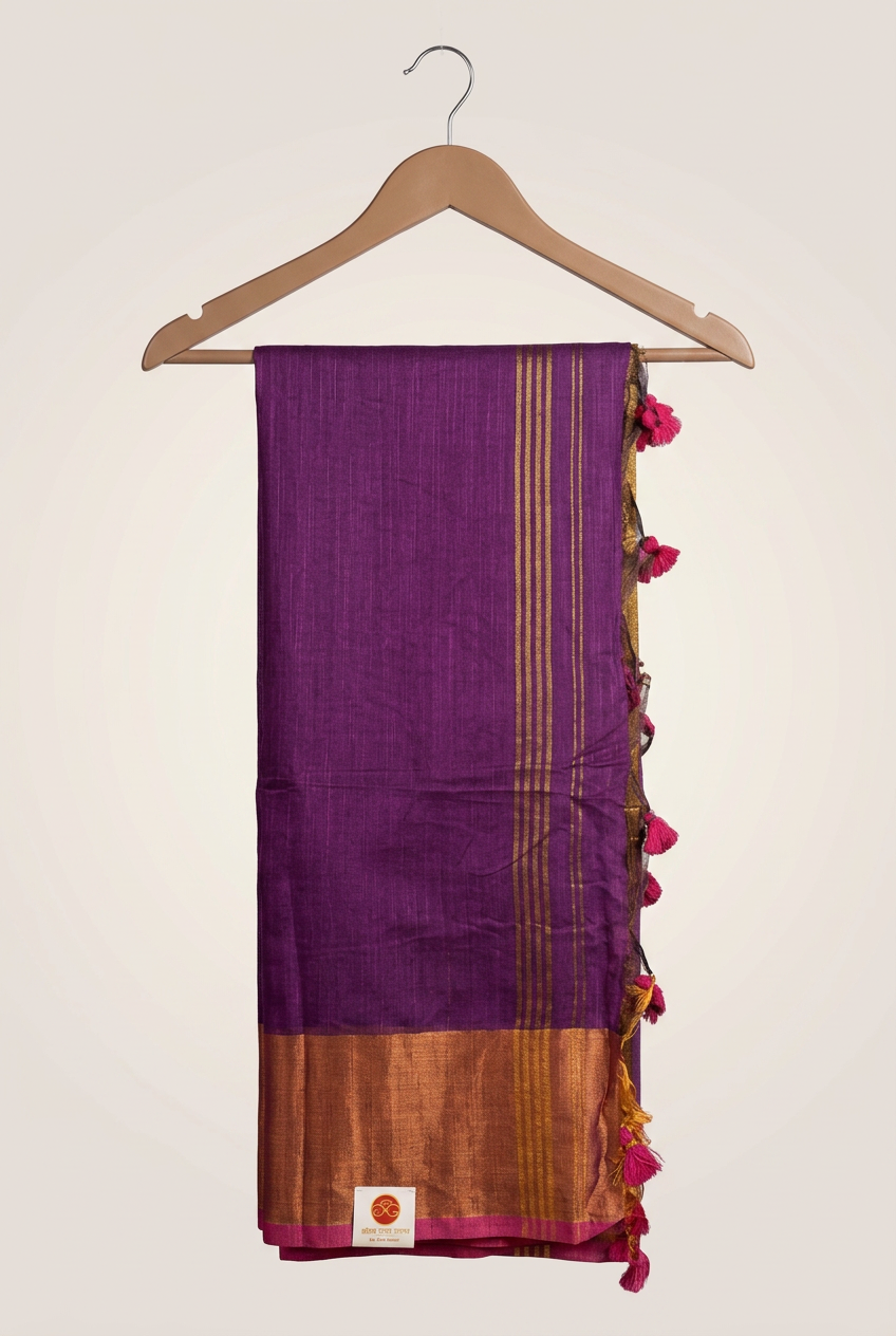 Ethenic Saree With Broad Zari Border view 4