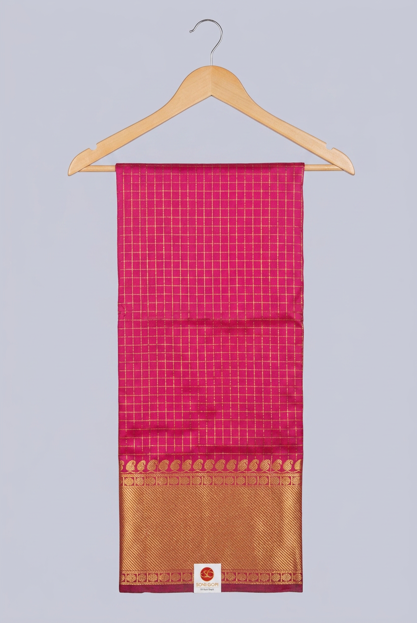 Ethenic Check Saree view 2