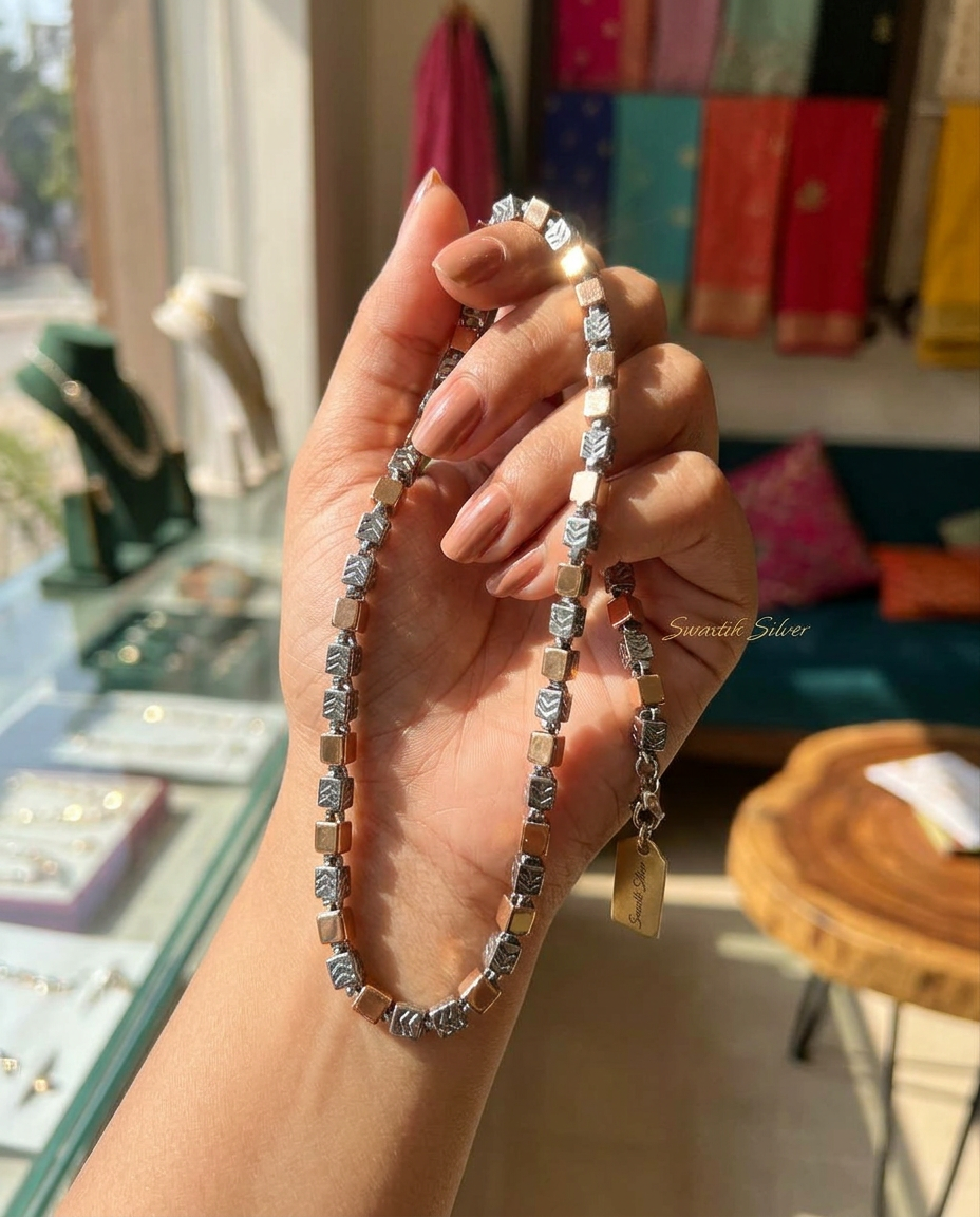 Box 925 Silver Dual Shade Chain