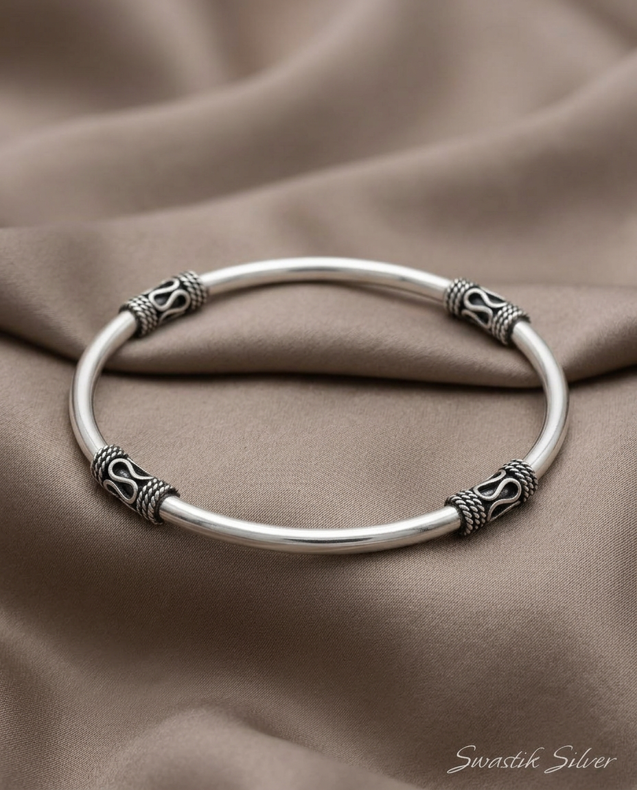 The Tribal boho Rope Accent Silver Openable Kada