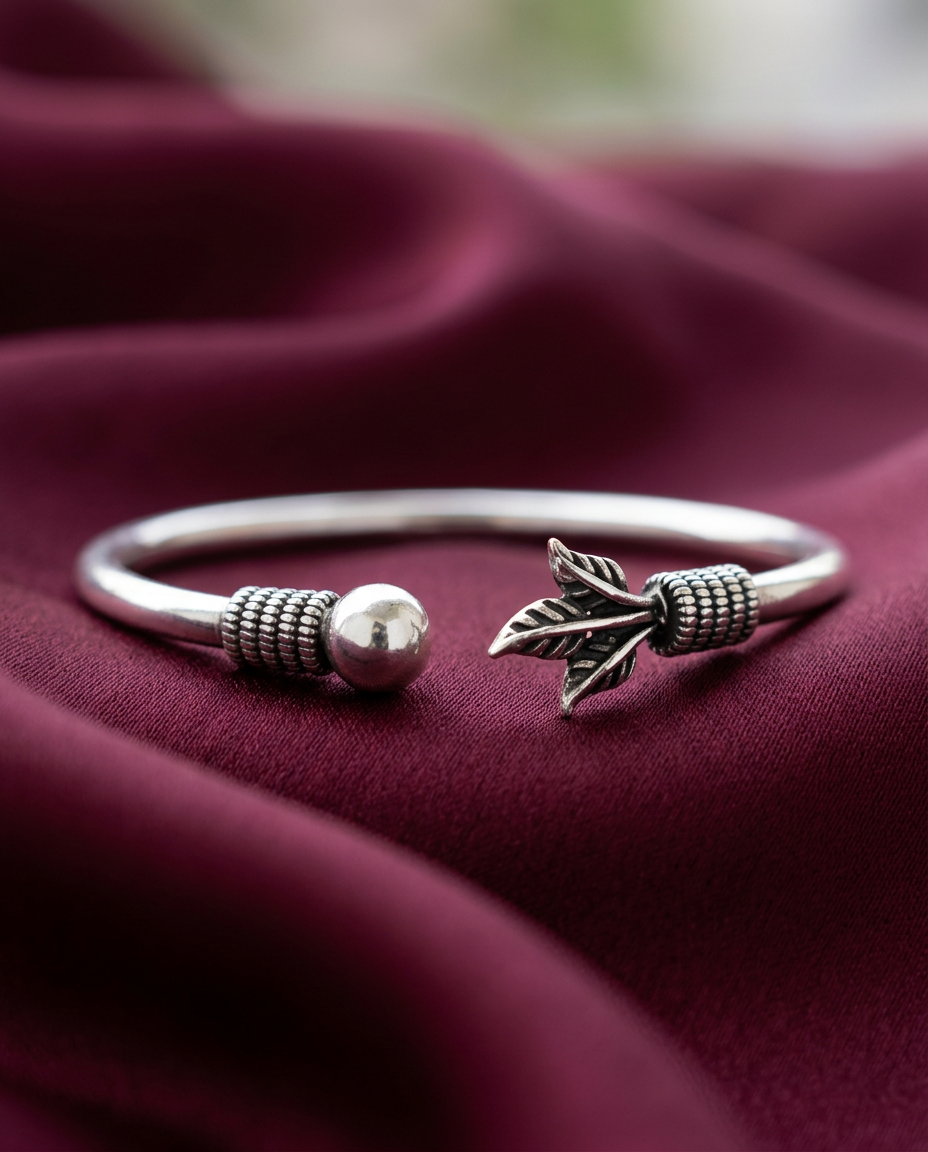 Leaf Whisper Bracelet
