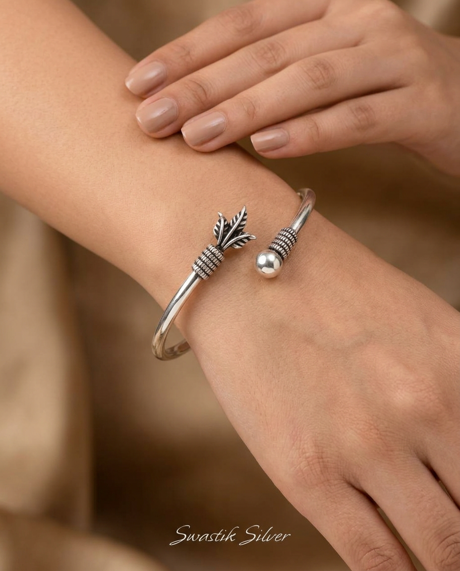 Leaf Whisper Bracelet view 2