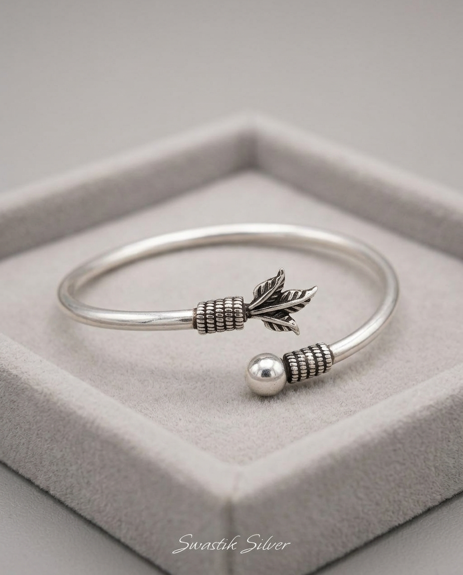 Leaf Whisper Bracelet view 4