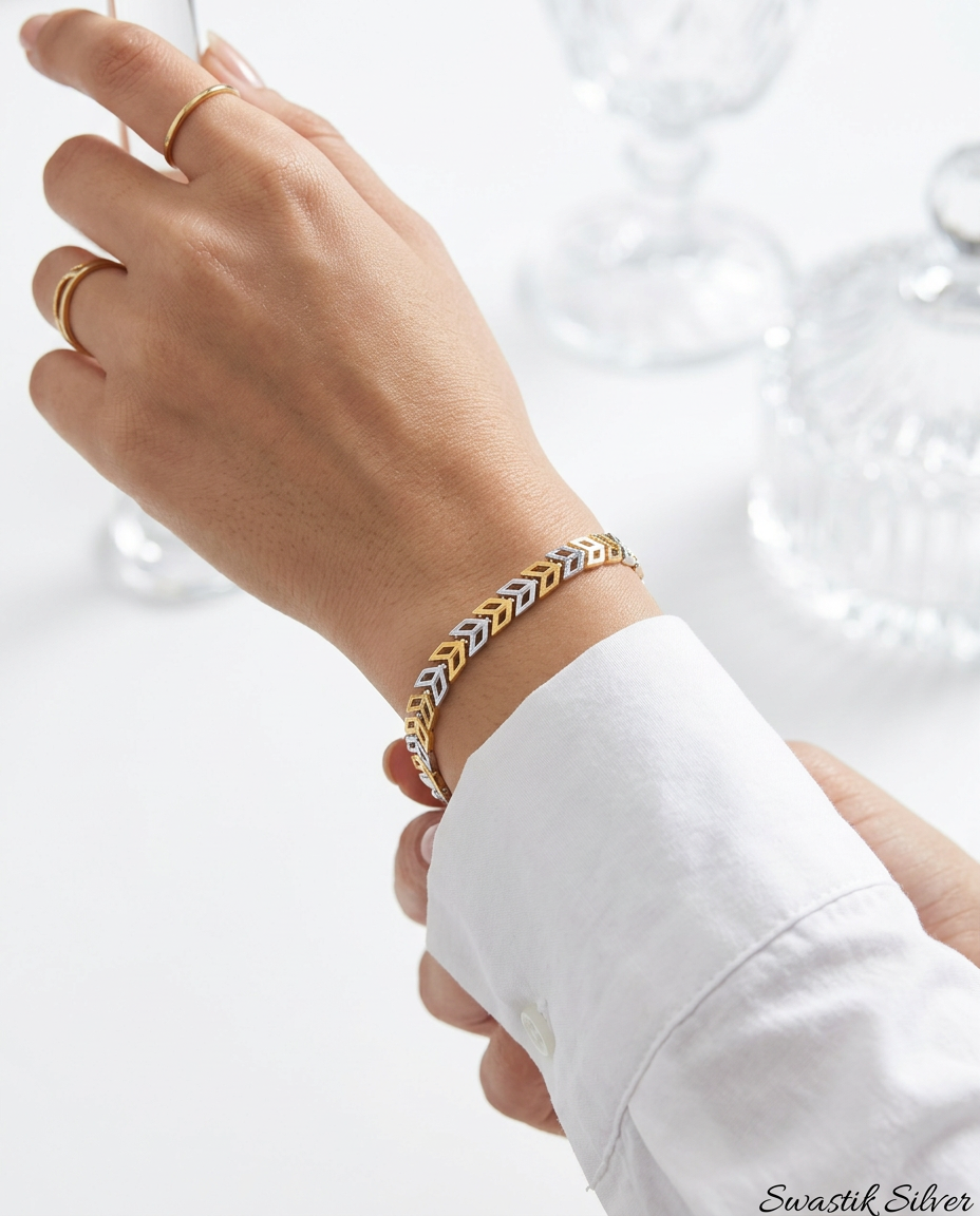 Spiga Wheat Pattern Dual-Tone Bracelet view 2