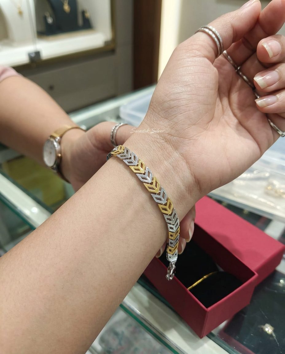 Spiga Wheat Pattern Dual-Tone Bracelet view 5