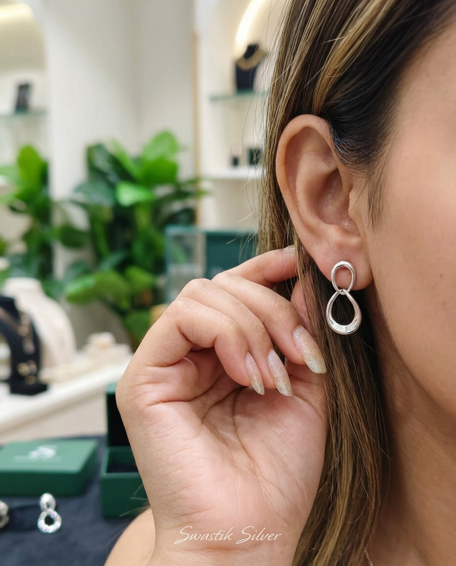 Silver Infinity Teardrop Link