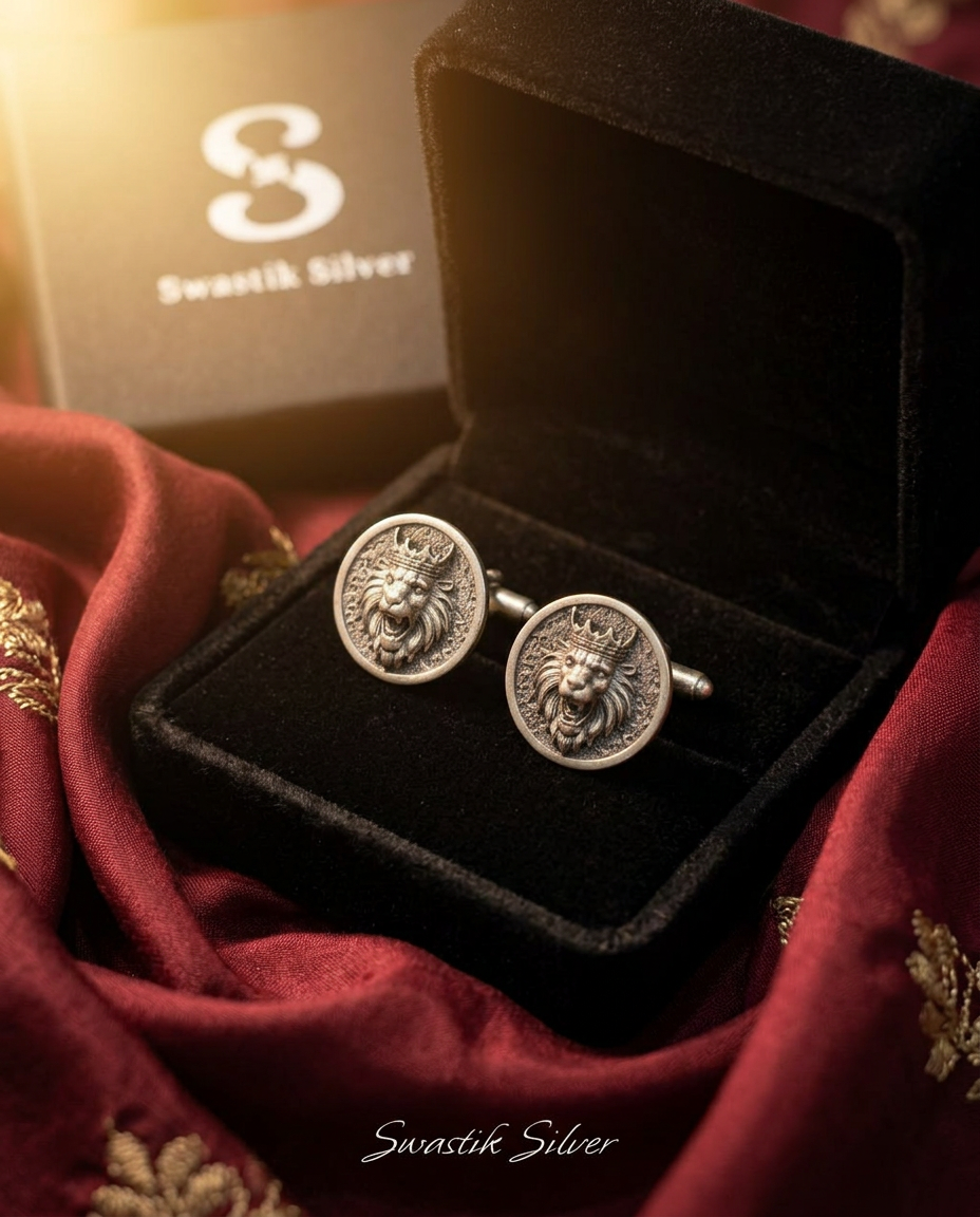 Crowned Roaring Lion Head Cufflinks view 3