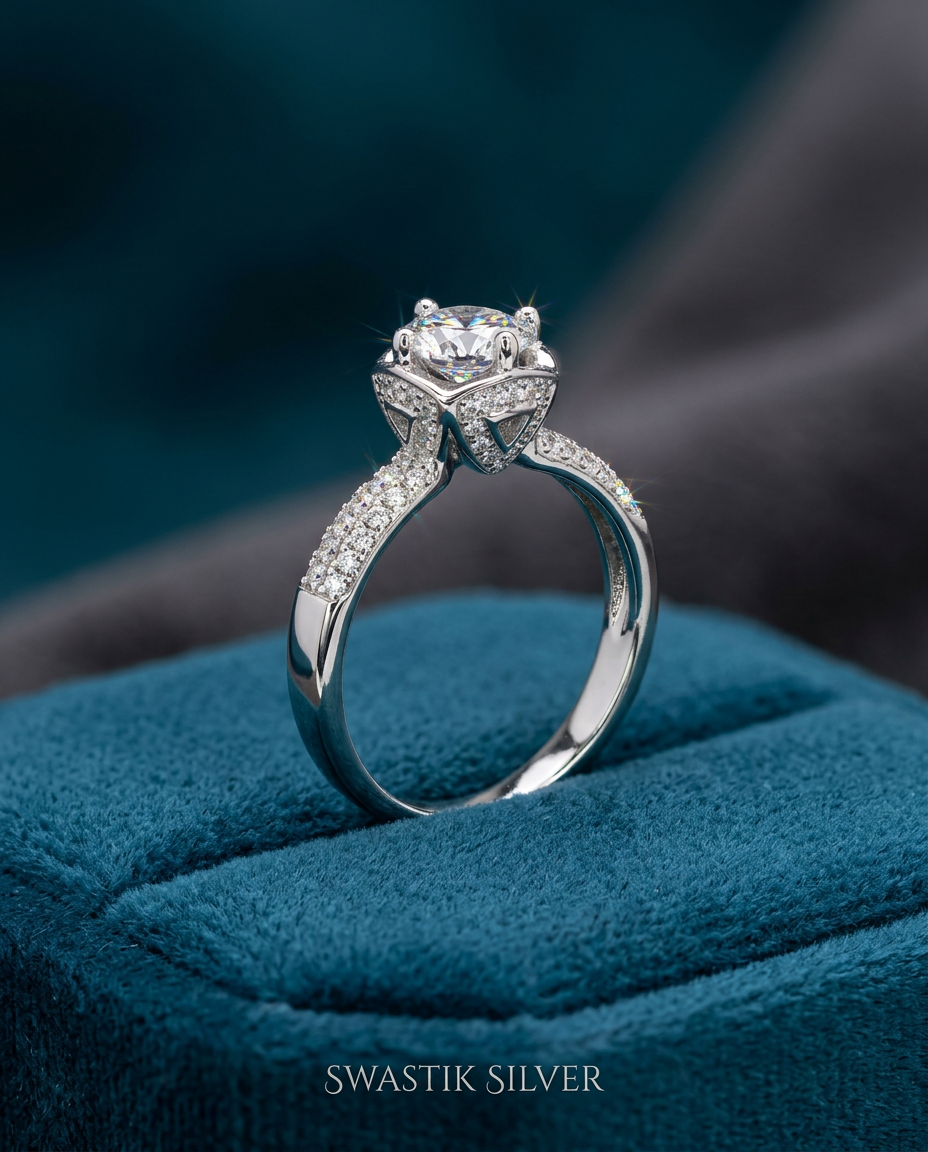 Elegant Silver Ring view 3