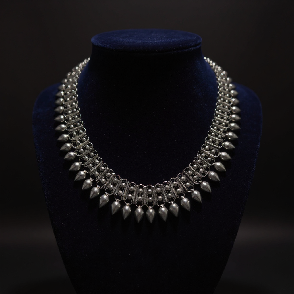 Traditional Silver Necklace (without chain) view 3