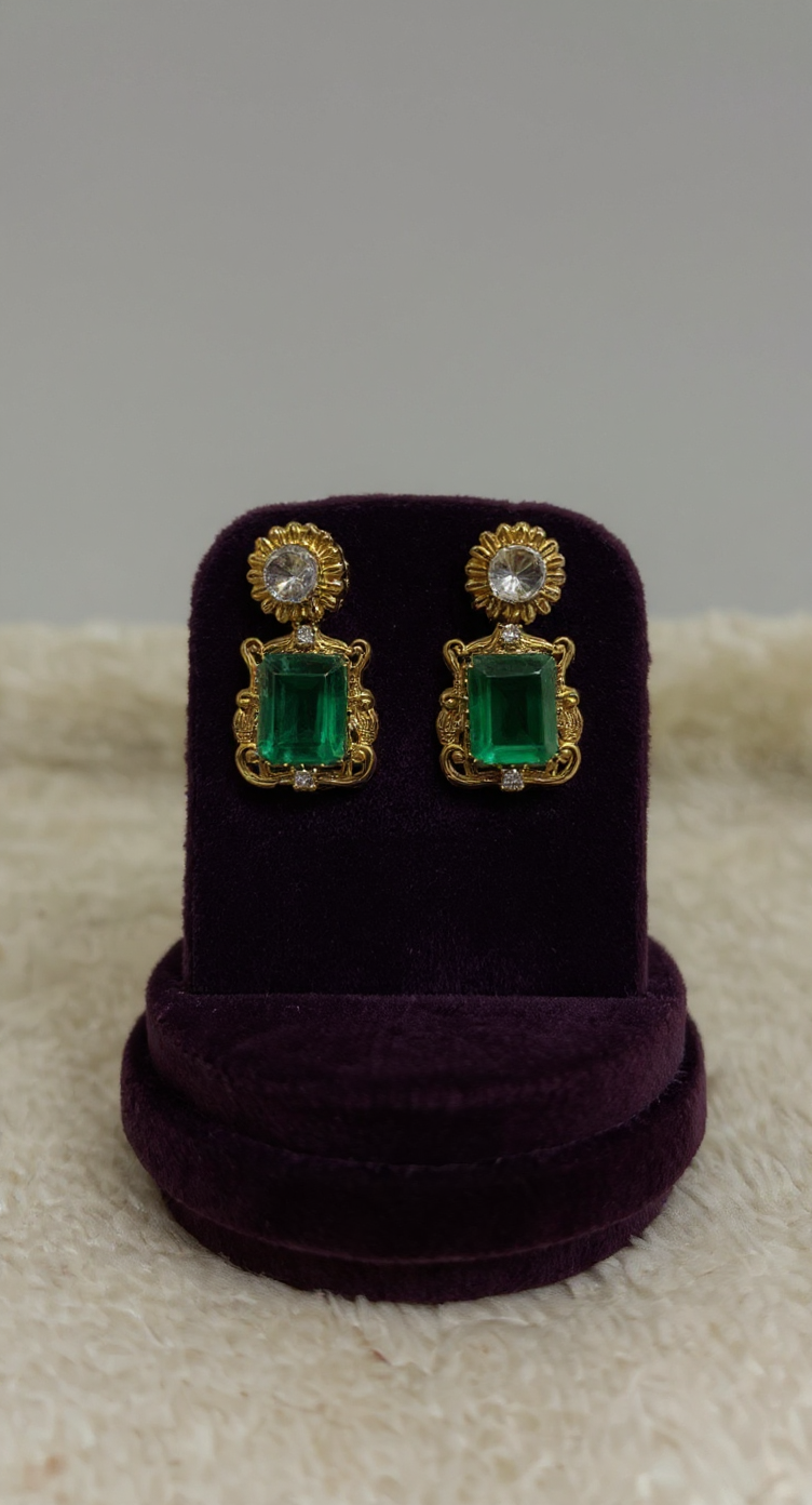 Traditional Emerald Earrings view 3