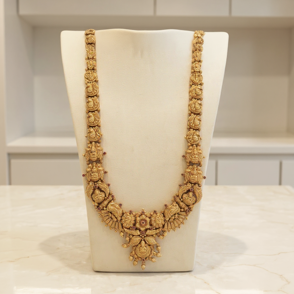 Traditional Temple Gold Necklace view 2