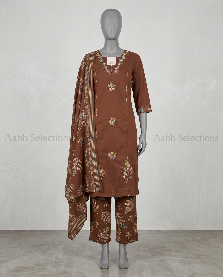 Pure Cotton Suit With Appliqué Embroidery view 4